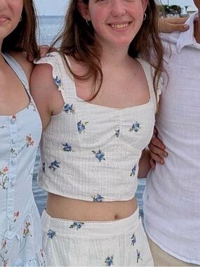 White Floral Eyelet Cropped Tank Top with Blue Blossom Print